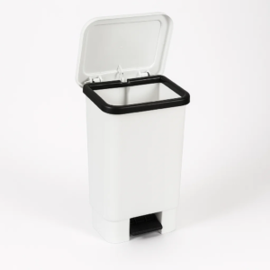 Lixeira Com Pedal 75L